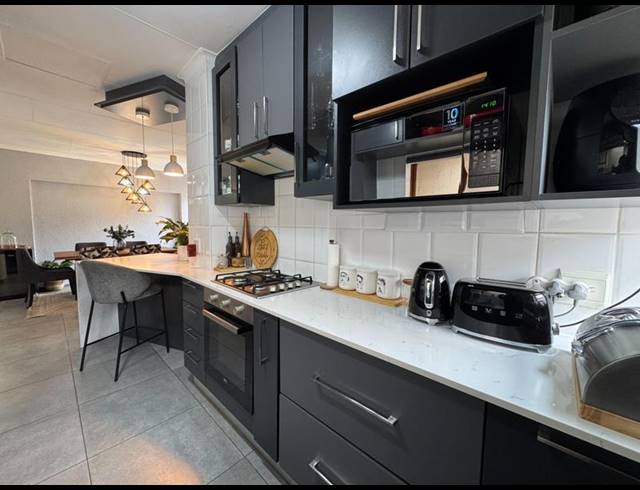 3 BEDROOM HOUSE FOR SALE IN PINEHAVEN